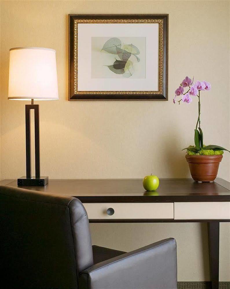 Hotel La Quinta By Wyndham Lackland